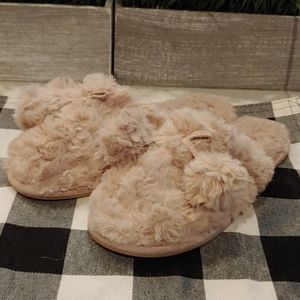 PJ Couture Soft Furry Slippers Size 7-8